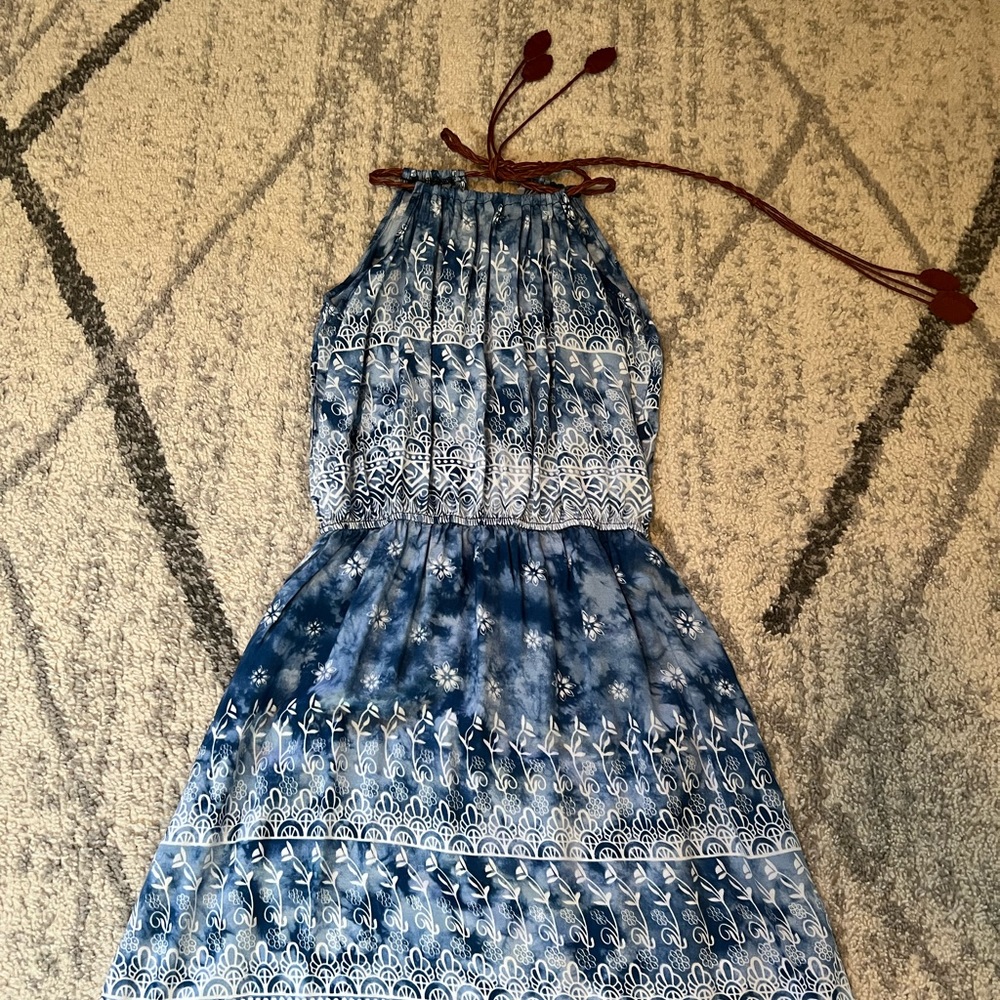 Women dress